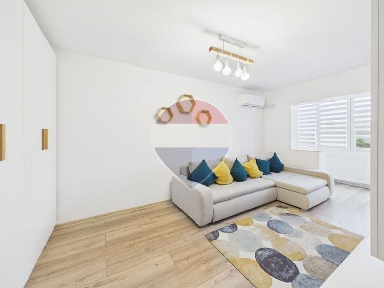 Apartament cu 2 camere decomandat, mobilat în Craiter