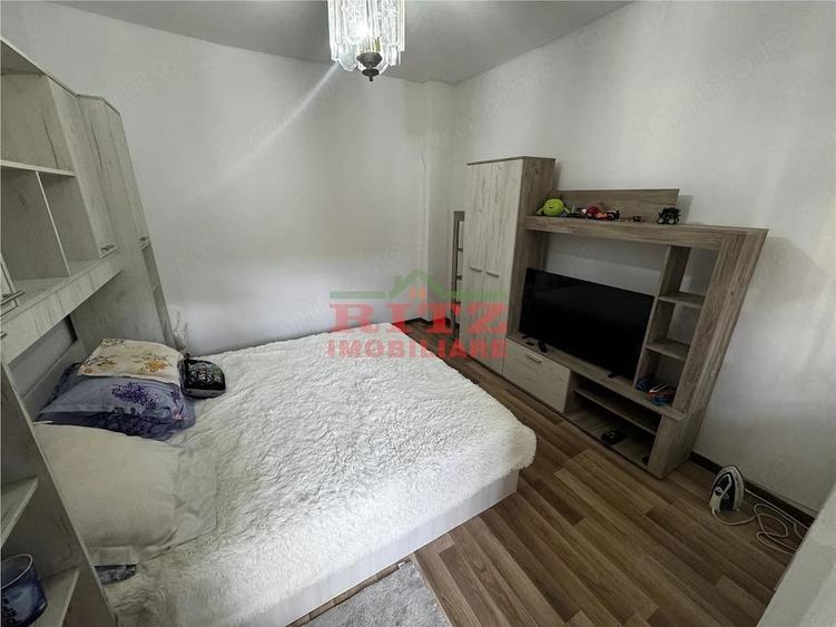 Casă cu 5 camere cu Teren 628 Mp în Orașul de Jos