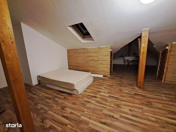 Casă cu Teren 2000 Mp în Tărtășești