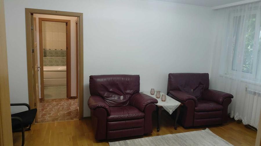 Apartament de inchiriat - 4