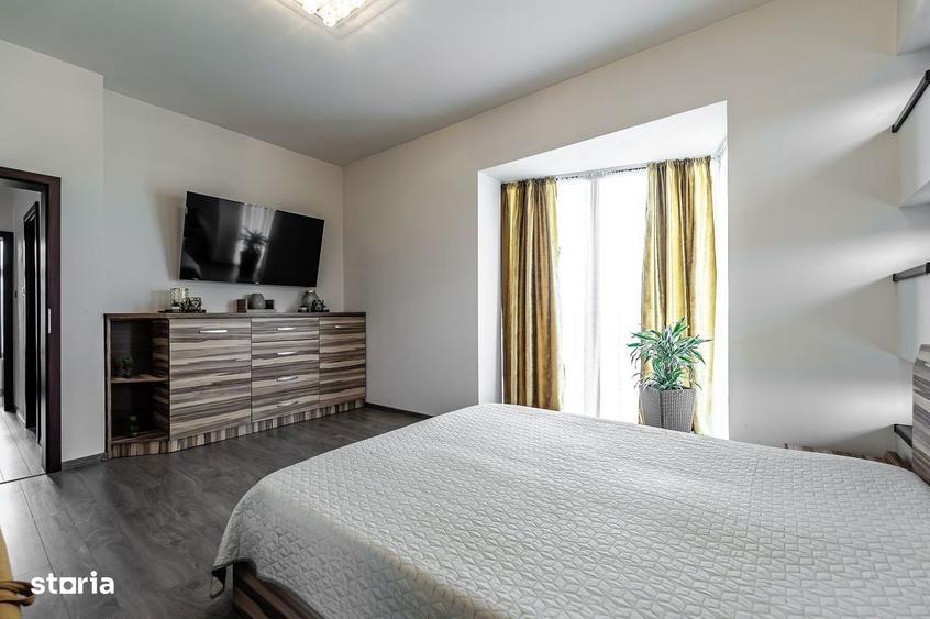 Casă cu 6 camere cu Teren 994 Mp în Central