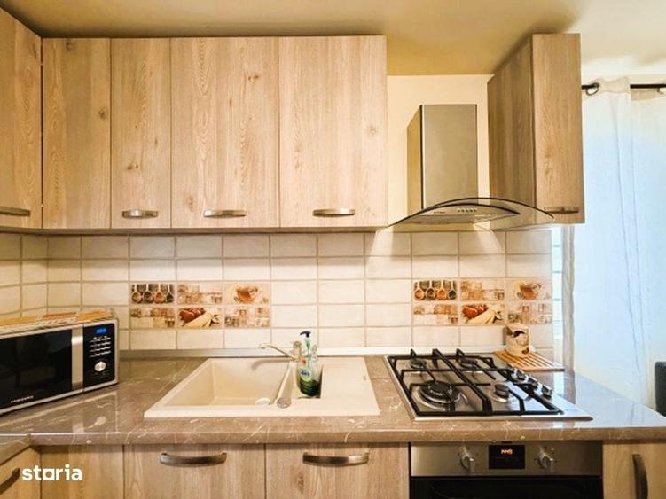 Casă cu 4 camere decomandat cu Teren 500 Mp în Central
