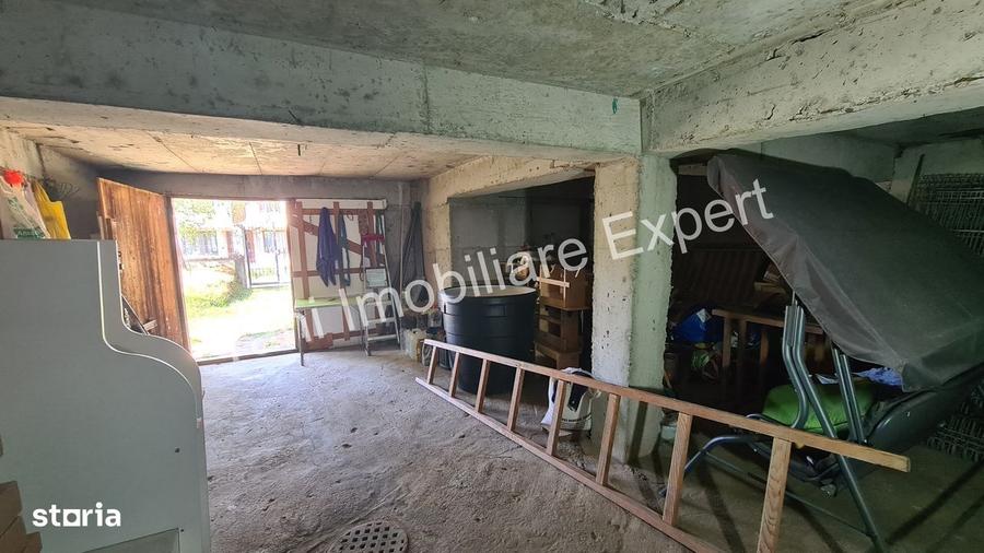 Casă cu 4 camere în Valea Danului