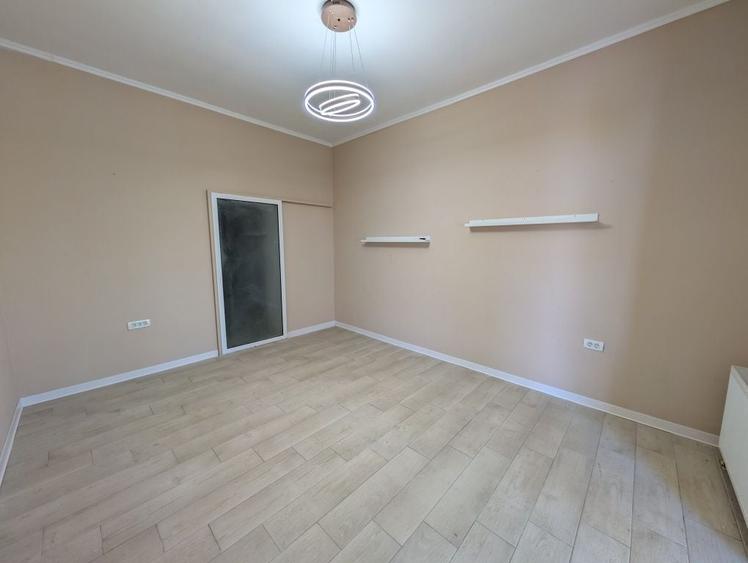 Spațiu comercial, de 40 mp, în Central