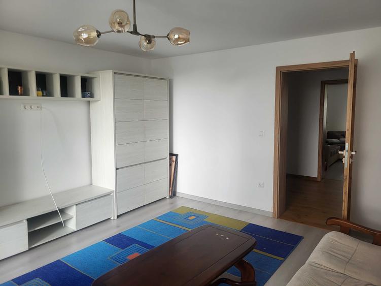 Chirie apartament 3 camere. - 4