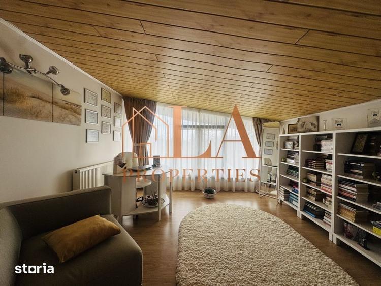 Casă cu 7 camere cu Teren 1411 Mp în Central