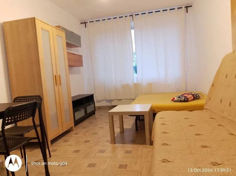 Garsonieră decomandată în Gara de Nord