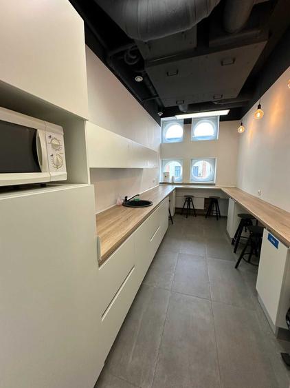 Spațiu comercial, de 255 mp, în Central