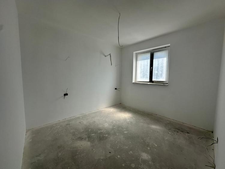 Apartament cu 2 camere semidecomandat în Eminescu