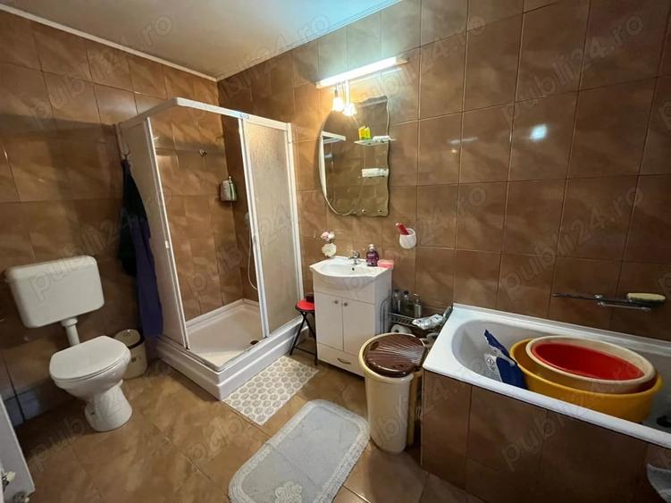 Casă cu 2 camere în Central