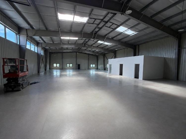 Spațiu industrial, de 597 mp, în Odăi