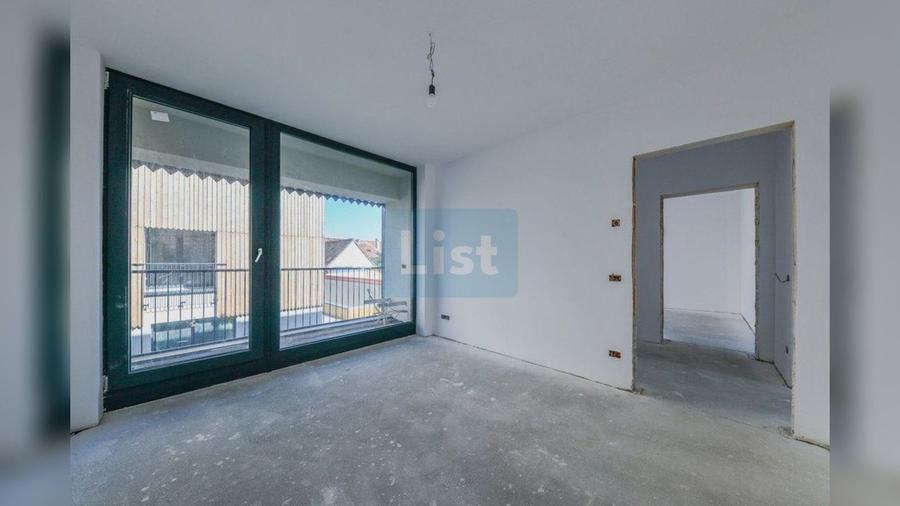 Apartament cu 3 camere decomandat în Brașovul Vechi