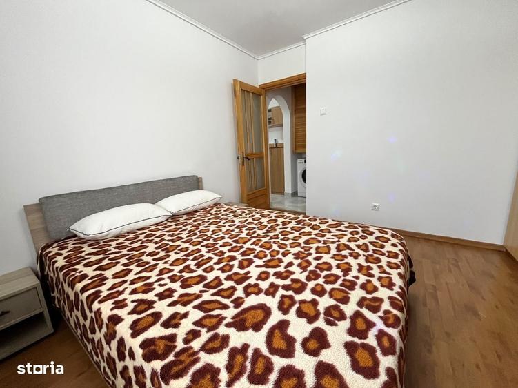 Apartament de inchiriat, 2 camere, decomandat, 54 mp, Nicolina - 1