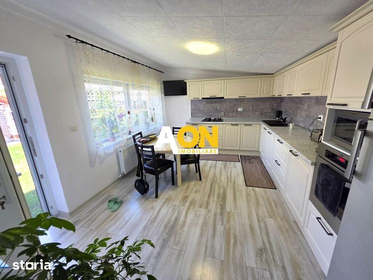 Casă cu 5 camere cu Teren 265 Mp în Tolstoi