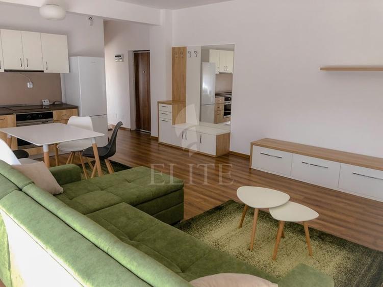 Apartament cu 2 camere semidecomandat, mobilat în Dâmbul Rotund — fotografia 3