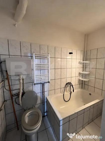 Apartament cu 2 camere decomandat în Mureșeni