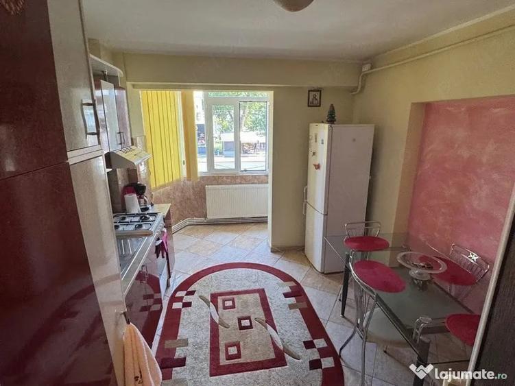 Apartament cu 2 camere decomandat în Siderurgiștilor