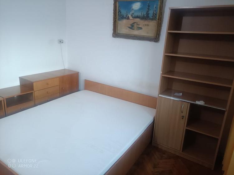 Apartament cu 2 camere în Micro 5