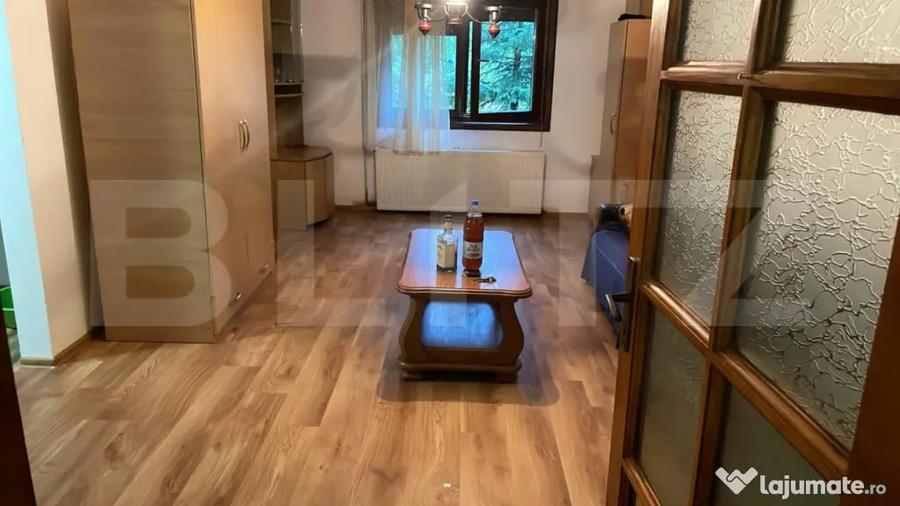 Casă cu 3 camere cu Teren 2460 Mp în Câmpu Cetății