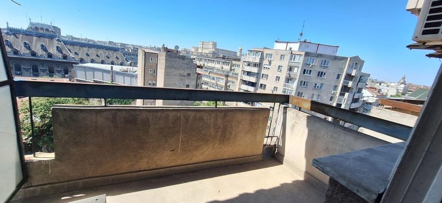 Apartament cu 3 camere decomandat în Cișmigiu
