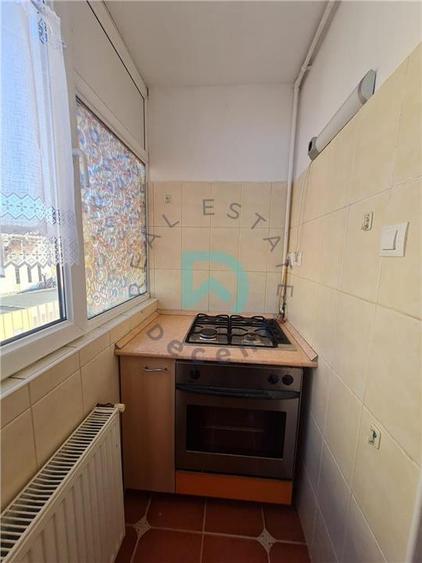 Apartament cu 3 camere decomandat, mobilat în Griviței