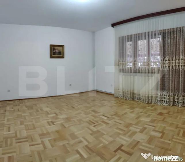 Casă cu 6 camere cu Teren 1178 Mp în Cetate