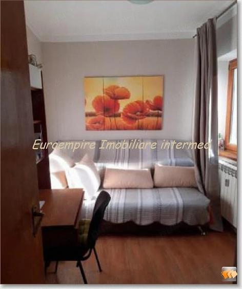 Apartament 3 camere de vanzare zona Centru - 13