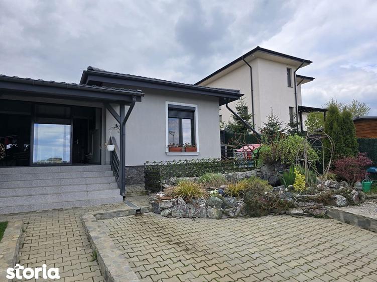 Casă cu 3 camere cu Teren 500 Mp în Miroslava