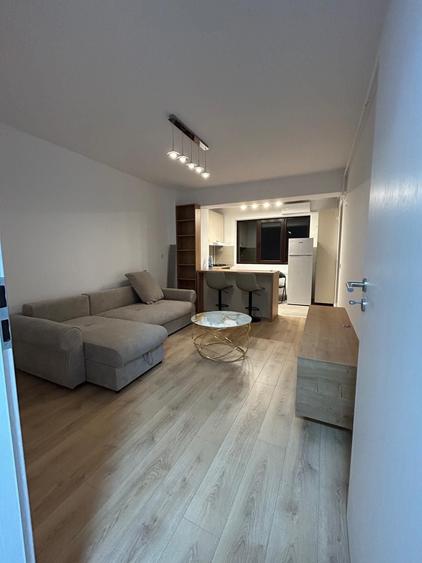 Apartament cu 2 camere decomandat în Rahova