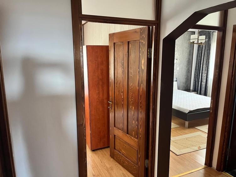 Apartament cu 3 camere decomandat în Scriitorilor