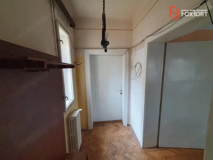 Casă cu 6 camere cu Teren 500 Mp în Șagului