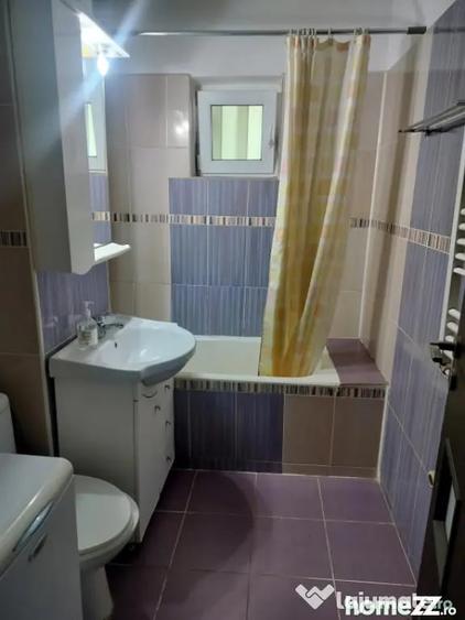 Apartament cu 3 camere decomandat în Lăpuș