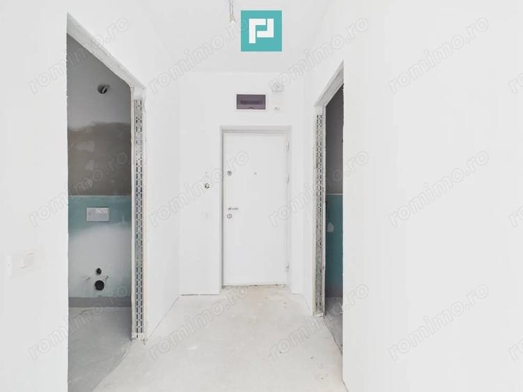 Apartament cu 3 camere semidecomandat în Tipografilor