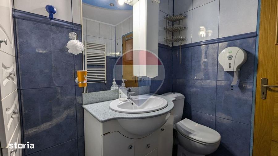 Apartament cu 3 camere decomandat, mobilat în P-ța Alba Iulia