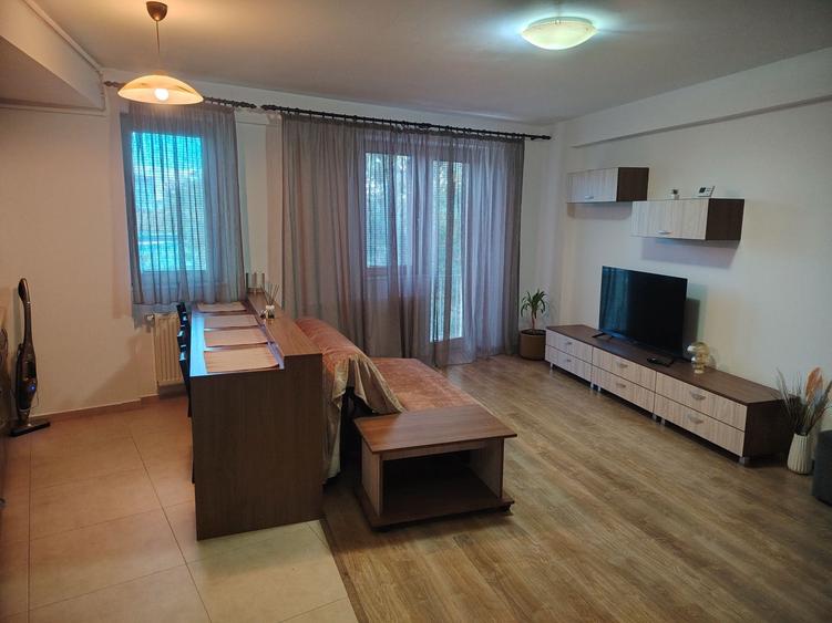 Apartament cu 2 camere decomandat în Fundeni