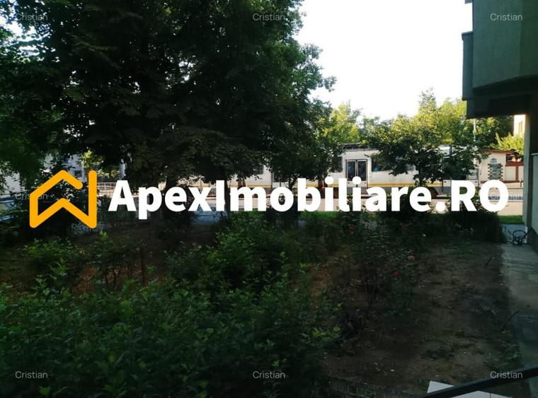 Apartament cu 3 camere decomandat în Iancului