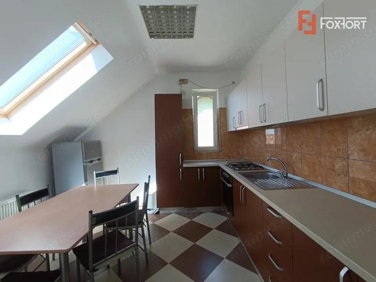 Apartament cu 2 camere semidecomandat în Moșnița Nouă