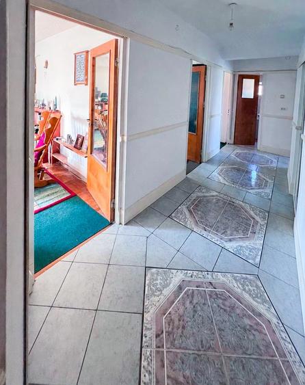 Apartament cu 4 camere decomandat în Ultracentral