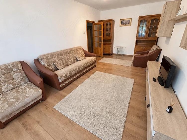 Apartament cu 2 camere decomandat în Traian