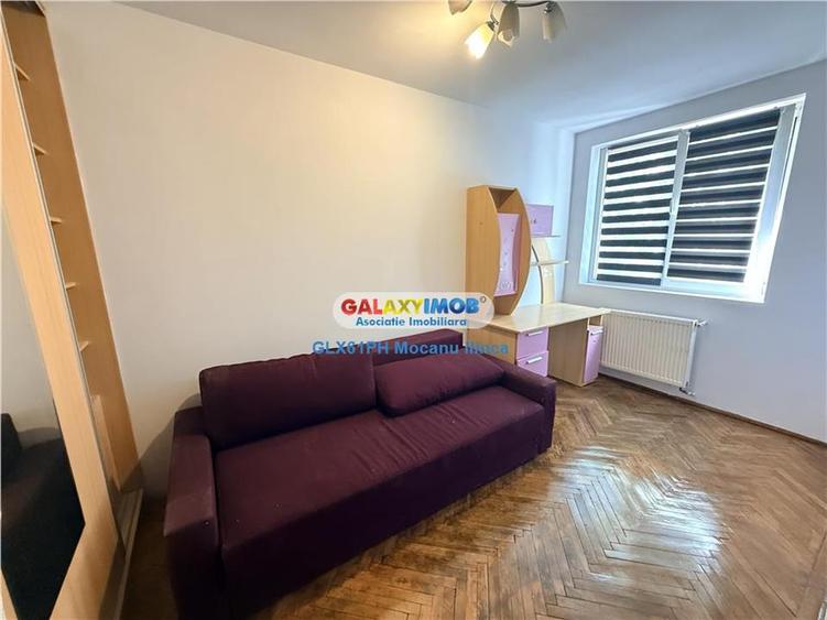 Apartament cu 3 camere decomandat, mobilat în Republicii