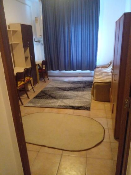 Garsonieră semidecomandată în Central
