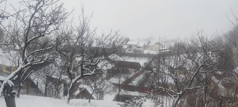 Casă individuală cu 3 camere cu Canalizare în Electroprecizia