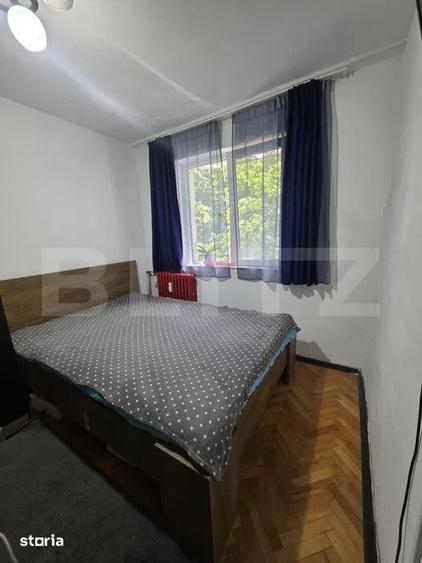 Apartament cu 2 camere semidecomandat, mobilat în Podu Roș