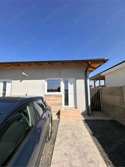 Apartament cu 2 camere decomandat în Moșnița Veche