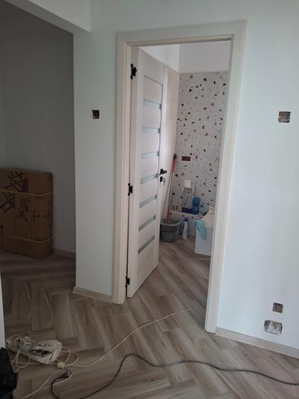Apartament cu 2 camere decomandat în Drumul Taberei