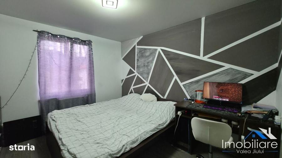 Apartament cu 4 camere în Central