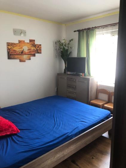 Casă individuală cu 5 camere cu Garaj în Sud