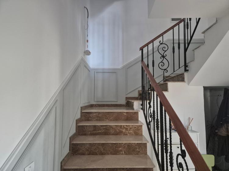 Casă individuală cu 5 camere cu Teren 1000 Mp în Zurbaua
