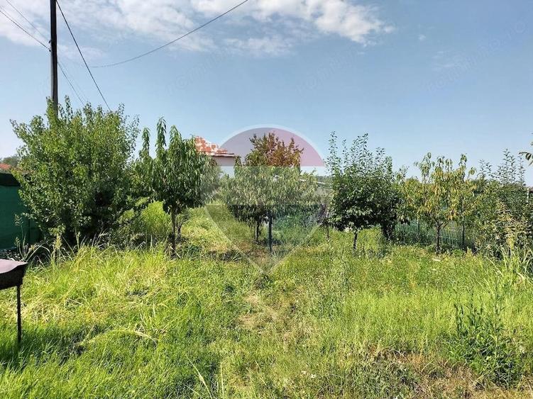 Teren de 525 mp, în Gulia