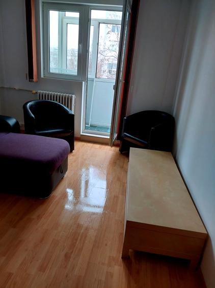 Apartament cu 2 camere decomandat în Drumul Taberei